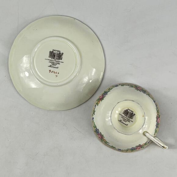 Paragon Minuet Bone China Teacup & Saucer Floral Gold Trim England Vintage - Picture 7 of 14